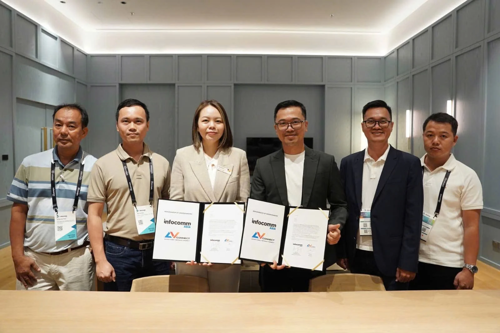 Ngọc Thiên đồng hành cùng AVConnect tại lễ ký kết hợp tác chiến lược với InfoComm Asia